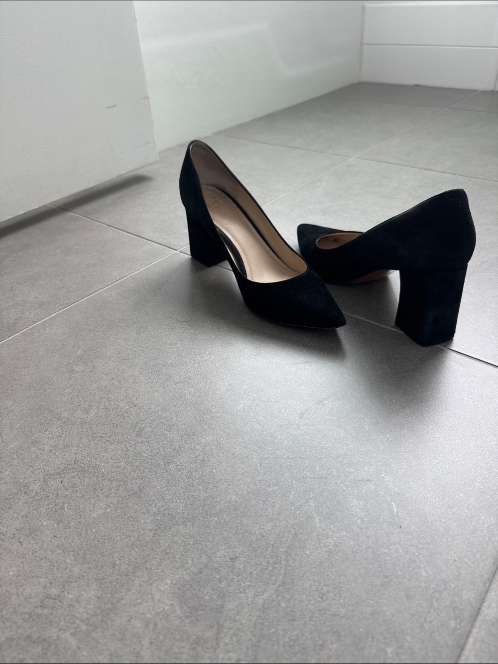 Marc Fisher Black Suede Block Heel Pumps - Women's Elegant Court Shoes